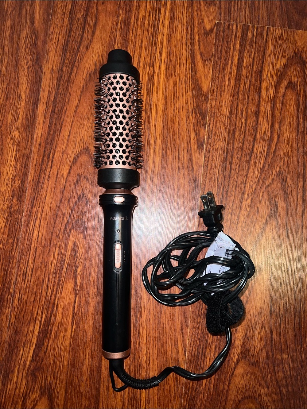 Wavytalk Round Brush - Black with Rose Gold Barrel